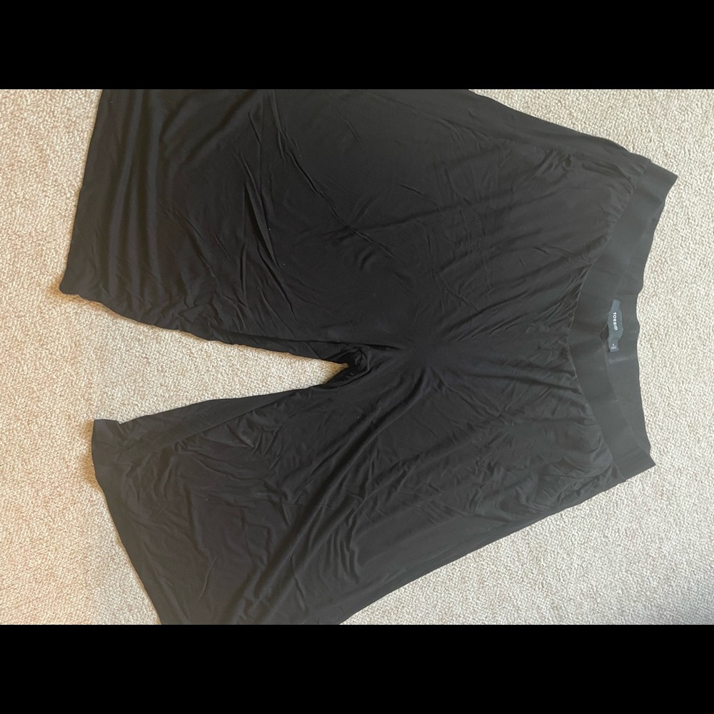 Torrid palazzo Capri pants, size 4